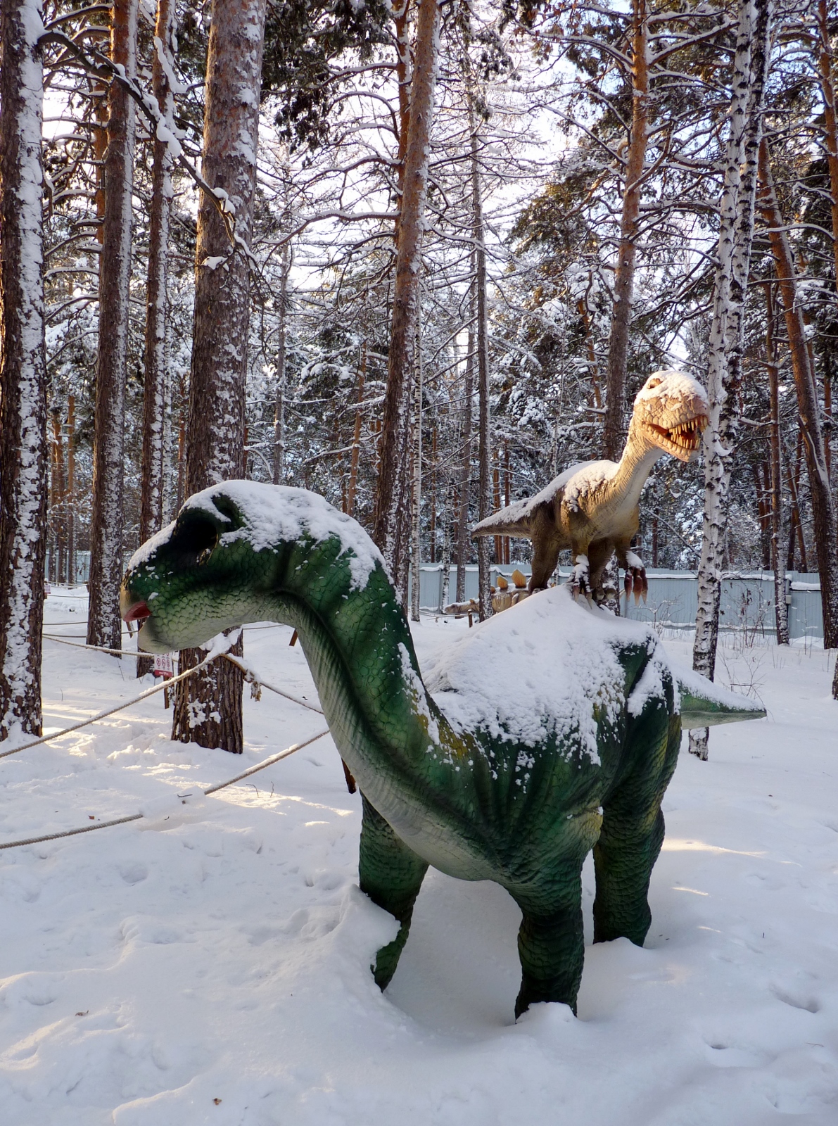 Ермолаева Елизавета, г. Челябинск. "Утро в сосновом лесу", номинация "Ледниковый период в парке динозавров"